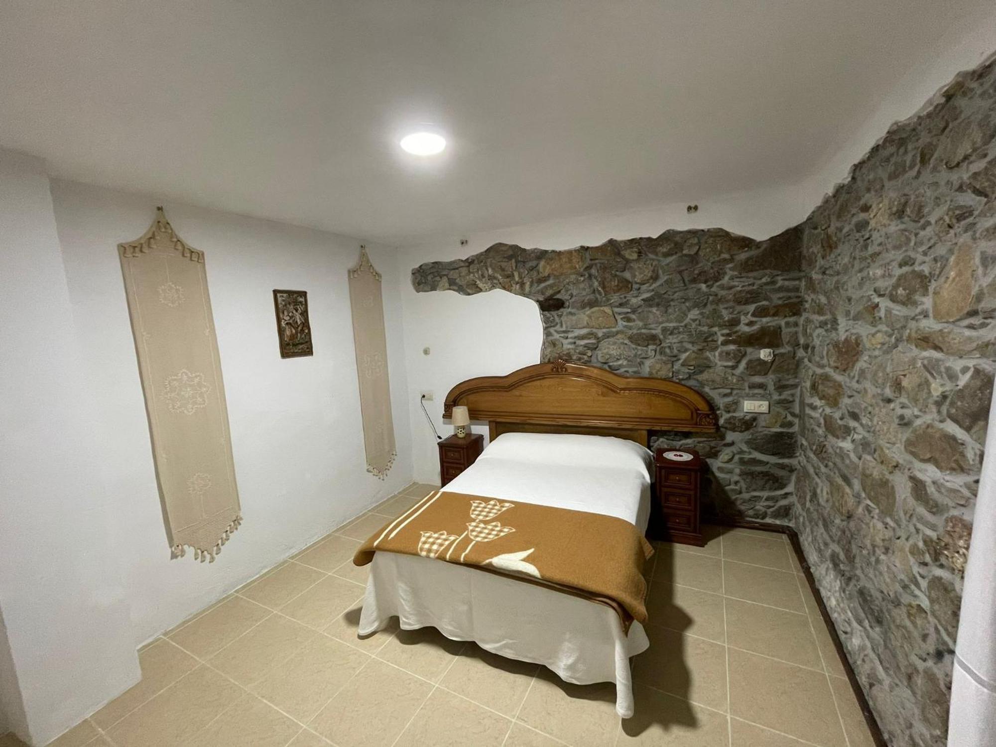 טינאו Hotel El Nuevo Semellon Aceptamos Mascotas מראה חיצוני תמונה